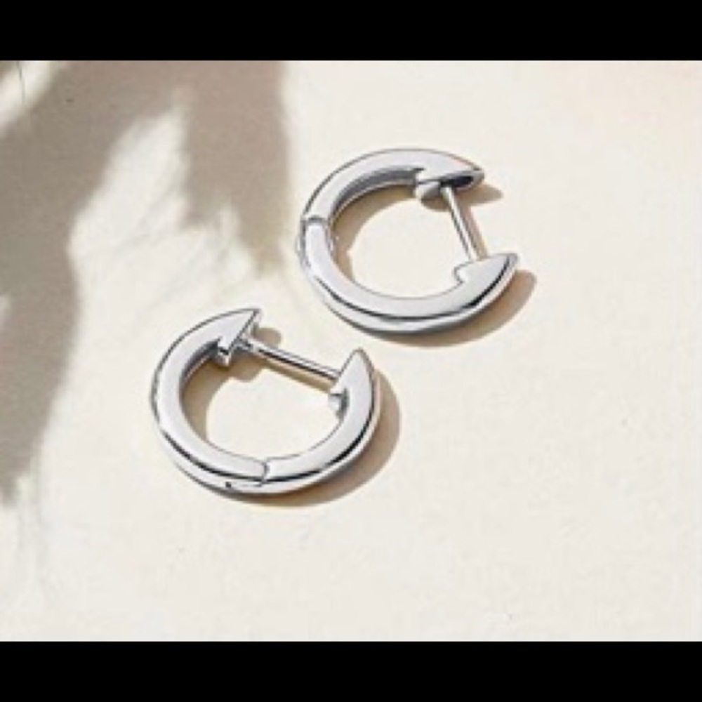 NEW!!!💫PAVOL 14k gold plated hoop earrings - Picture 3 of 4